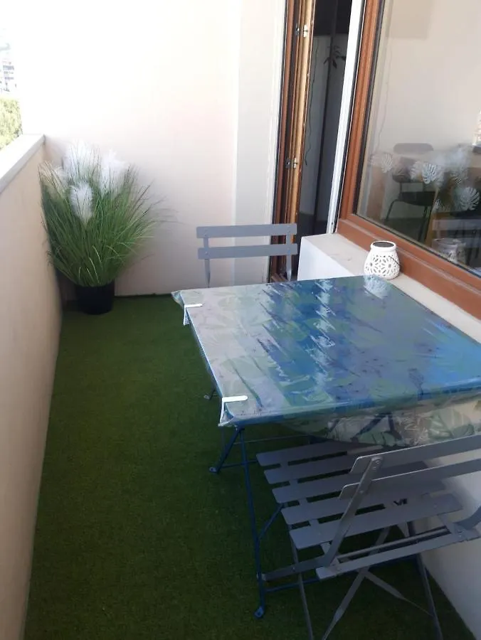 Apartment Gambetta Insolite Chambery France